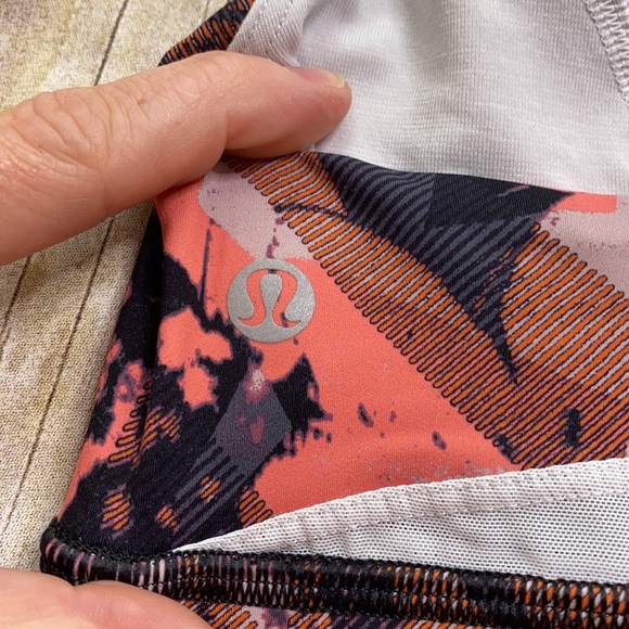 Lululemon Sports Bra - Picture 4 of 5